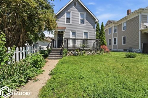 408 1/2 E Linn St, Marshalltown, IA, 50158-2953 | Card Image