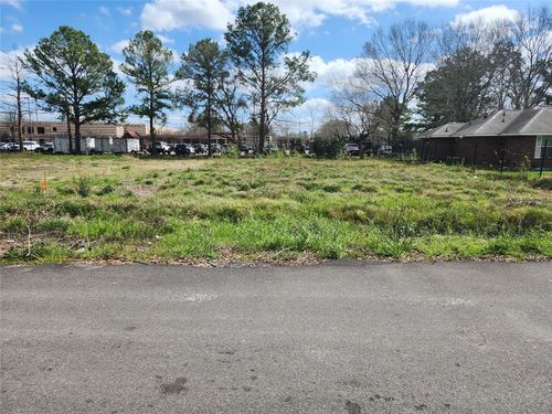 00 Observatory St, Houston, TX, 77088 | Card Image