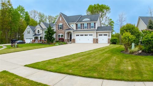 3241 Bent Oak Cir, Medina, OH, 44256-6223 | Card Image