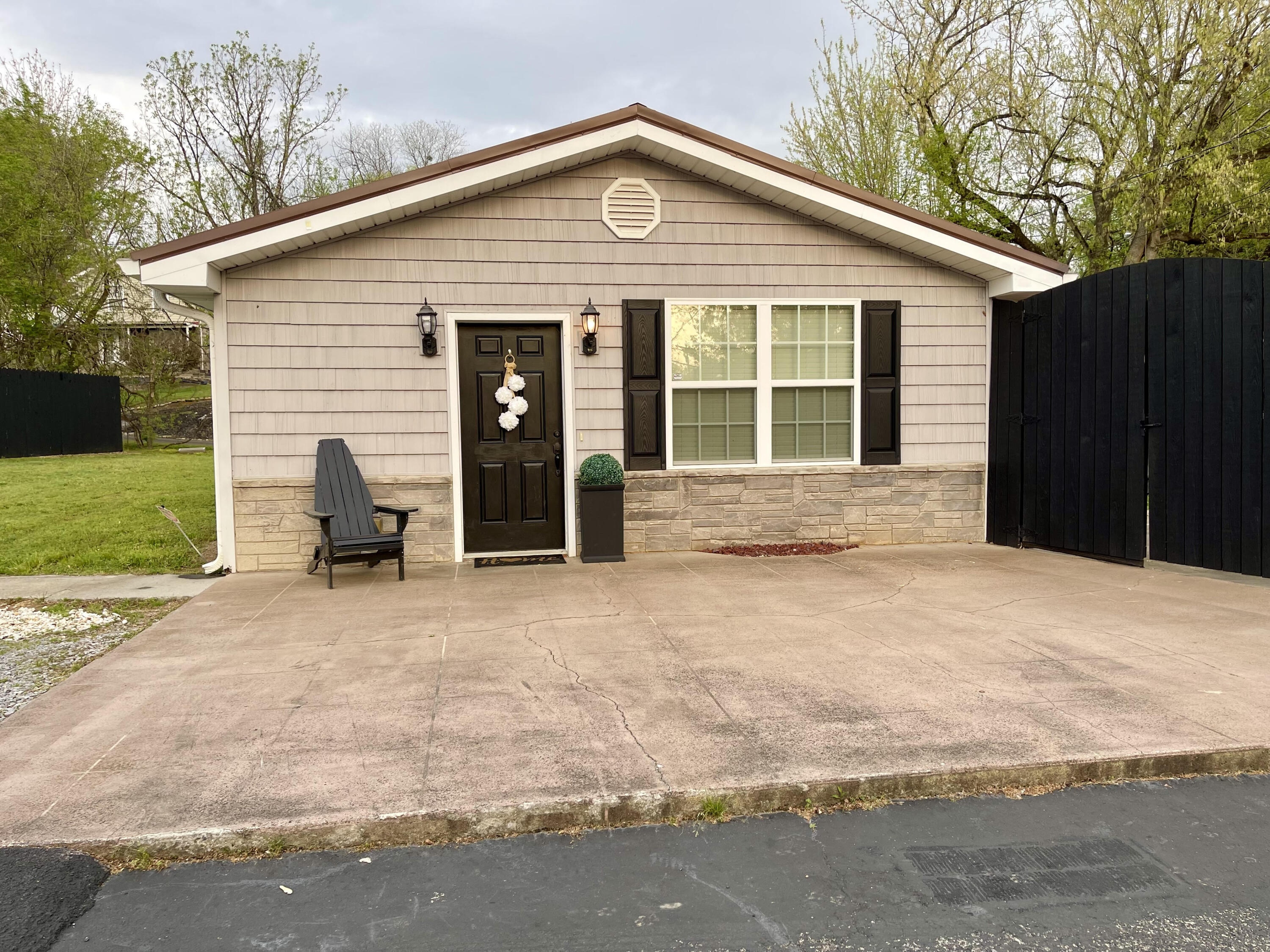 Morrell Springs Rd, Newport, TN 37821