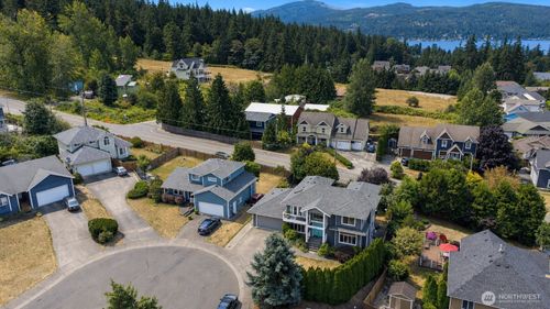 3766 Megan Ln, Bellingham, WA, 98226-8646 | Card Image