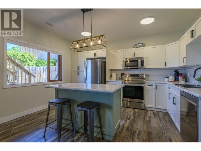 356 Gleneagles Dr, House other with 6 bedrooms, 5 bathrooms and 2 parking in Kamloops BC | Image 21