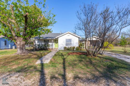 509 Reeves St, Clyde, TX, 79510-3639 | Card Image