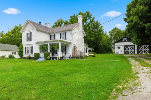 828 E Main St, Stanford, KY, 40484-1439 | Card Image