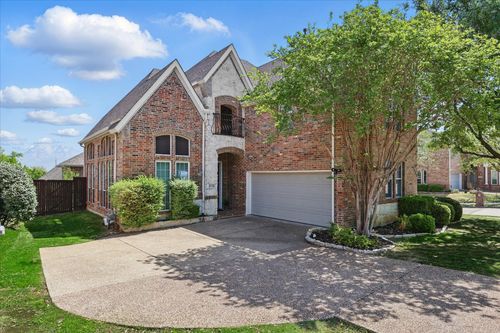 8708 Rugby Dr, Irving, TX, 75063-9382 | Card Image
