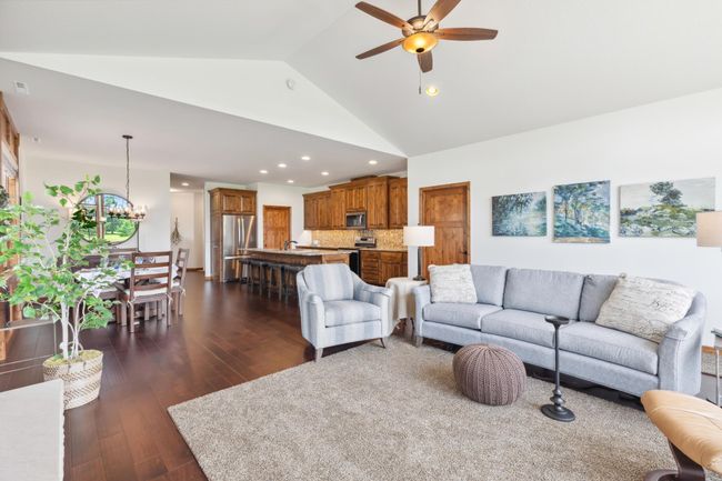 7466 Fairway Ln, Townhouse with 3 bedrooms, 2 bathrooms and null parking in Breezy Point MN | Image 11