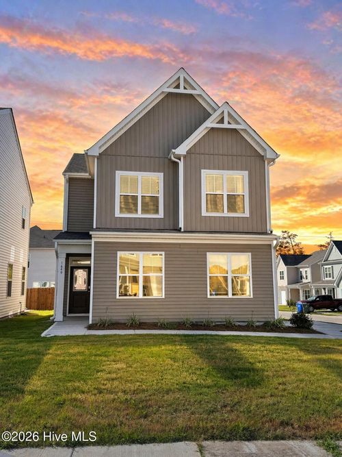 1649 King St, Wilmington, NC, 28401-3266 | Card Image