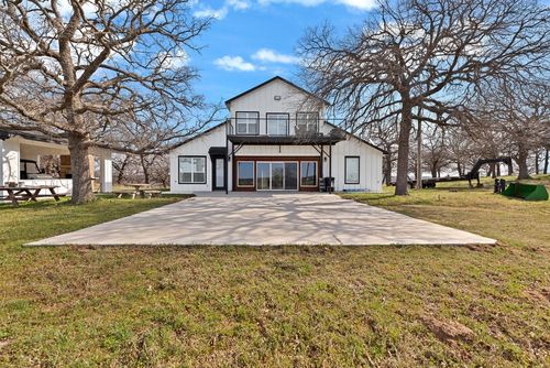 1091 County Road 345, Forestburg, TX, 76239-2152 | Card Image