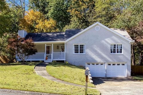 2673 Ashley Dr N, Marietta, GA, 30064-1868 | Card Image