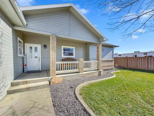 590 30 Rd, Grand Junction, CO, 81504-5659 | Card Image