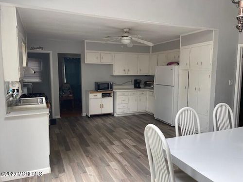 6 Wilson Avenue, Waretown, NJ, 08758 | Card Image