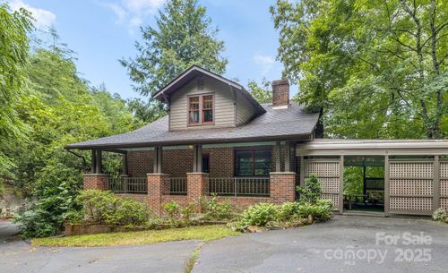 257 Henderson Dr, Hot Springs, NC, 28743-7742 | Card Image