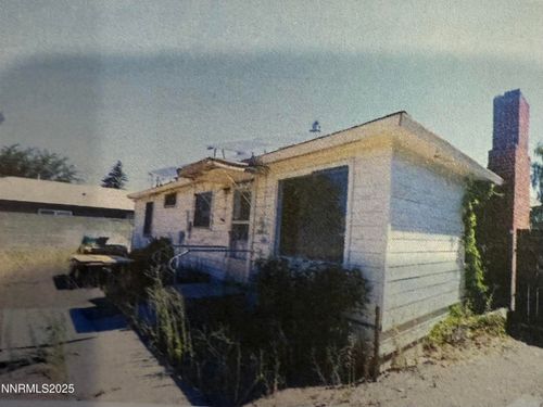1075 Memory Ln, Reno, NV, 89509-2428 | Card Image