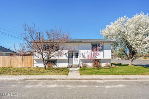 615 Wild Horse Way, Battle Mountain, NV, 89820-2159 | Card Image