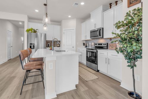 4200 Skyridge Dr, Nashville, TN, 37207-3067 | Card Image