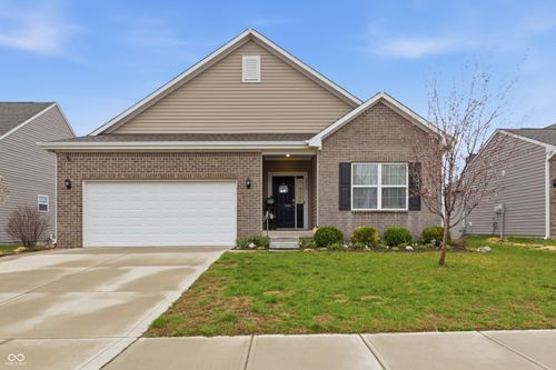 8855 Stoddard Ln, Indianapolis, IN, 46217-1000 | Card Image