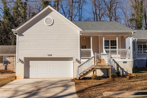 812 Dogwood Circle, High Point, NC, 27260 | Card Image