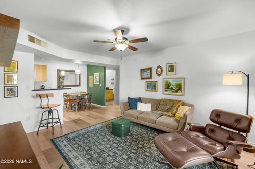 137-1385 W University Ave, Flagstaff, AZ, 86001-7131 | Card Image