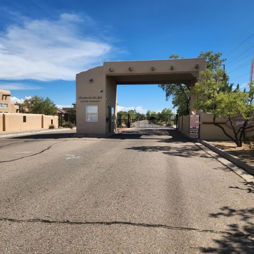 2264 W Calle De Ortiz Sw, Bosque Farms, NM, 87068 | Card Image