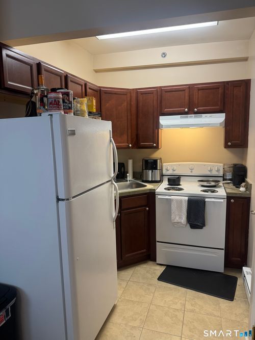 2-422 Main Street, East Haven, CT, 06512 | Card Image