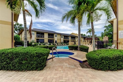 203-12261 Sailwinds Dr, LARGO, FL, 33773 | Card Image