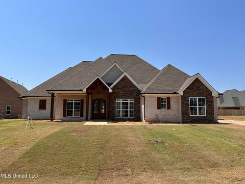 4391 Brooke Dr, Nesbit, MS, 38651-1101 | Card Image