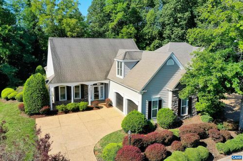 5521 Stonegate Ln, CROZET, VA, 22932-3156 | Card Image