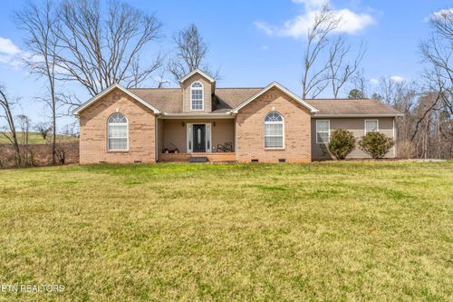 233 Walton Rd, Strawberry Plains, TN, 37871-3725 | Card Image