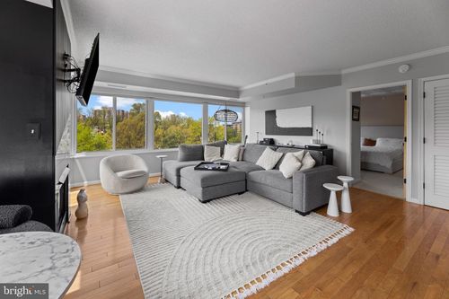 apt-504-3101 N Hampton Dr, ALEXANDRIA, VA, 22302-1522 | Card Image