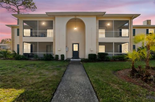 apt-322-3402 Latania Dr, TAMPA, FL, 33618-4748 | Card Image