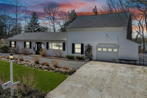 25 Frances Helen Rd, Yarmouth Port, MA, 02675-2405 | Card Image