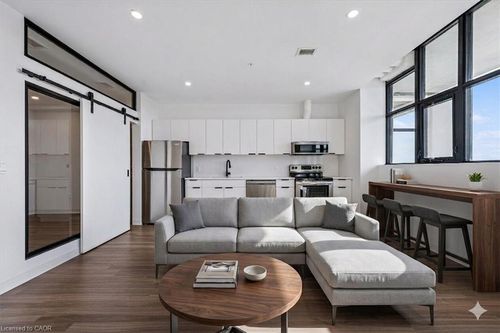 322-120 Huron St, Guelph, ON, N1E0T8 | Card Image
