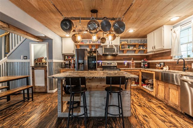 21112 Walnut Dr, House other with 2 bedrooms, 2 bathrooms and null parking in New Caney TX | Image 4
