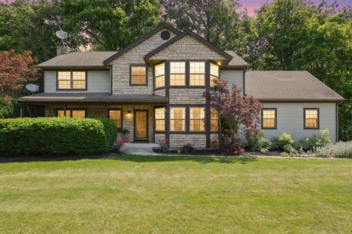 5846 Houchard Rd, Dublin, OH, 43016-8816 | Card Image