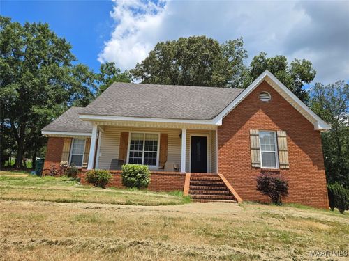 61 Red Oak Dr, Deatsville, AL, 36022-3196 | Card Image