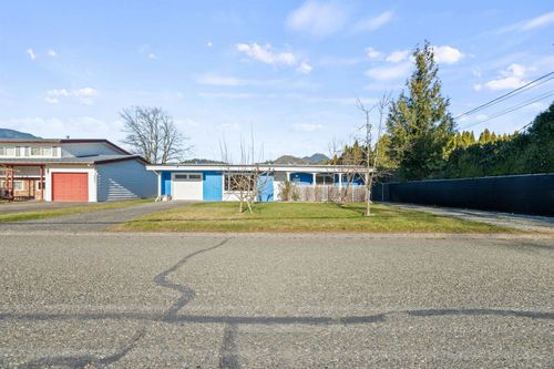 6979 Fraser Dr, Agassiz, BC, V0M1A3 | Card Image