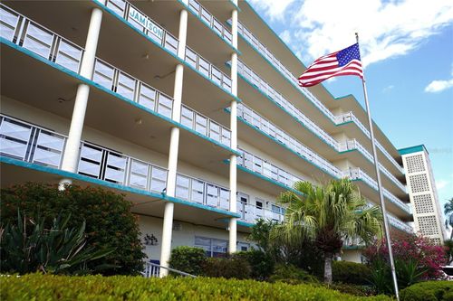 apt-210-2960 59th St S, Gulfport, FL, 33707-5314 | Card Image