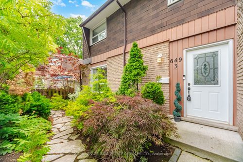 3-649 Francis Rd, Burlington, ON, L7T3X6 | Card Image