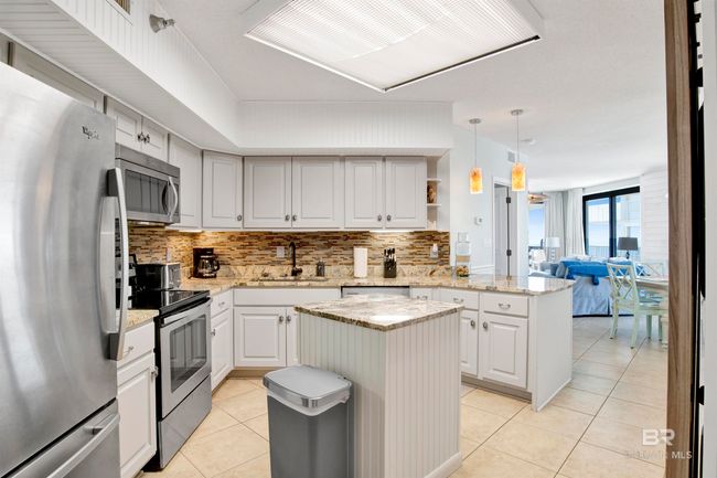 APT-906 - 24770 Perdido Beach Blvd, Condo with 3 bedrooms, 2 bathrooms and null parking in Orange Beach AL | Image 5