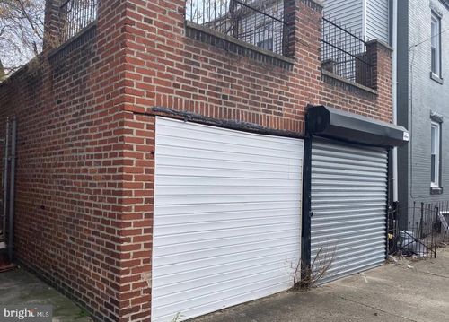 garage-5519 W Girard Avenue, PHILADELPHIA, PA, 19131 | Card Image