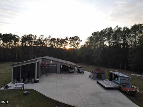 5671 Stewart Rd, Wade, NC, 28395-8939 | Card Image