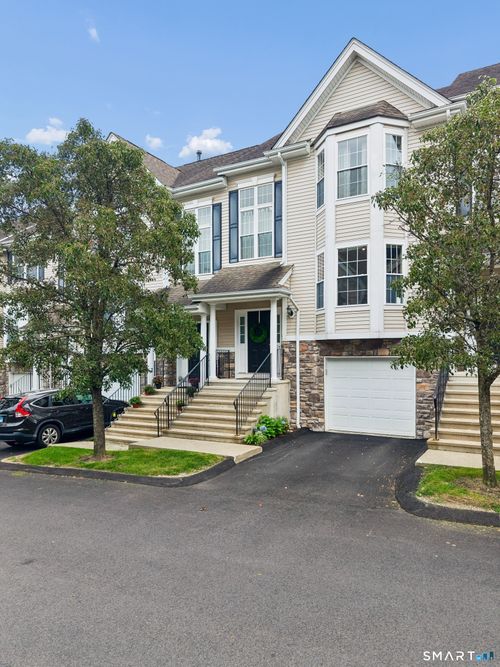 404-404 Sienna Dr, Danbury, CT, 06810-7145 | Card Image