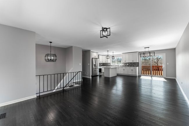 105 Roxborough Pl, Home with 4 bedrooms, 3 bathrooms and 2 parking in Inverness IL | Image 7