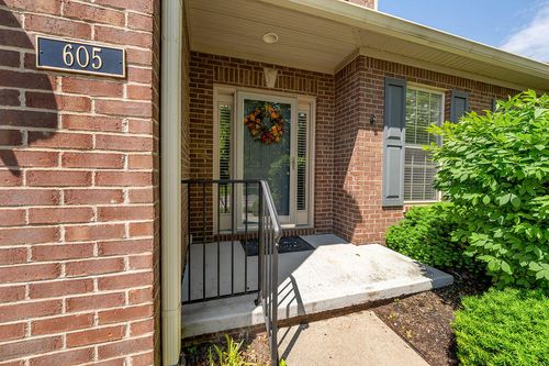 605 Durning Rd, Lexington, KY, 40509-4522 | Card Image