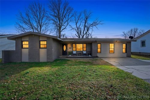 322 Maple St, Skiatook, OK, 74070-2036 | Card Image