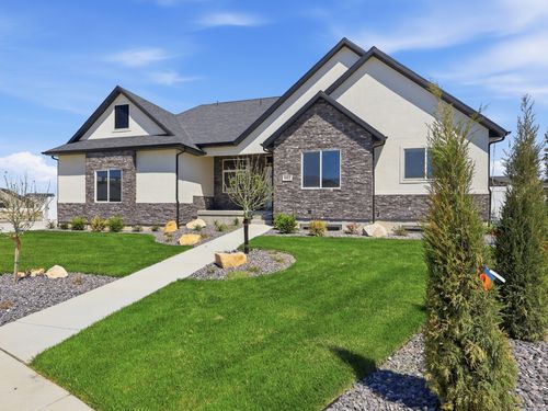 661 S Todd Ct, Grantsville, UT, 84029-1255 | Card Image