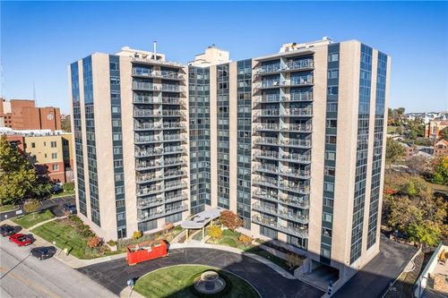 1109-4545 Wornall Road, Kansas City, MO, 64111 | Card Image