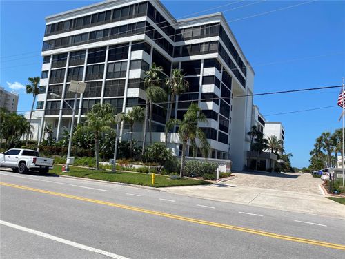 802-1100 Benjamin Franklin Dr, SARASOTA, FL, 34236-2213 | Card Image