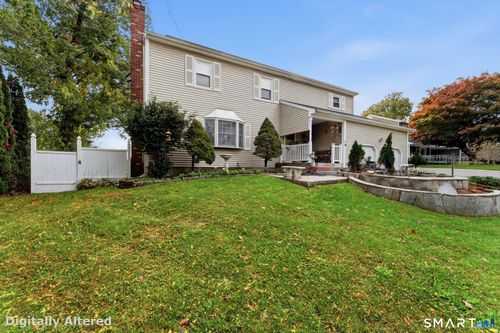29 Harvest Ln, Milford, CT, 06461-1707 | Card Image