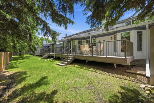22A Woodmeadow Close Sw, Calgary, AB, T2W4L8 | Card Image
